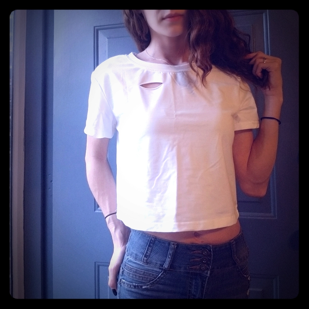 distressed white crop top T-shirt